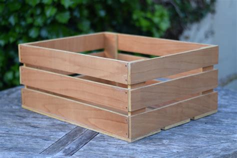 How to build a wooden crate