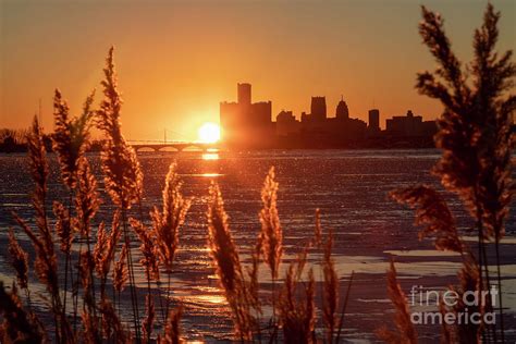 Detroit River Sunset Photograph by Jim West - Pixels