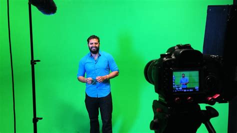 How to handle green screen lighting like a pro - Videomaker