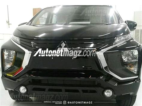 Mitsubishi Expander spied undisguised for the first time