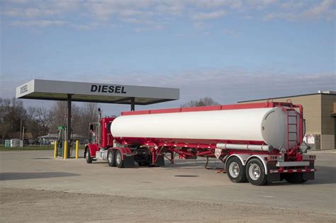 Lack of truck drivers could lead to fuel shortage this summer - ABC News