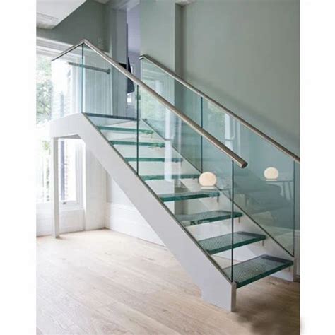 Glass & Stainless Steel Stairs Railing, Thickness: 10-20 mm at ₹ 850 ...