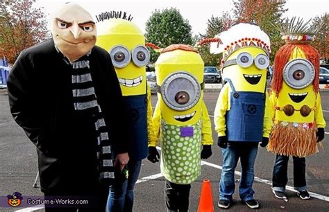 Gru and his Minions - Group Halloween Costume