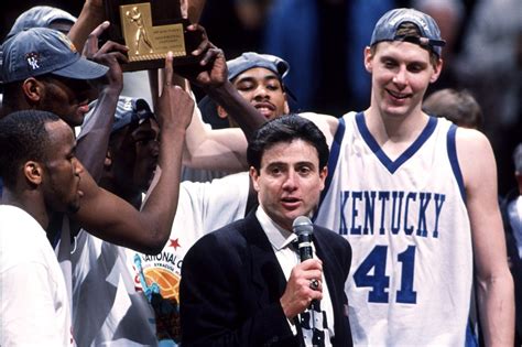 The top 10 March Madness teams of all time, ranked