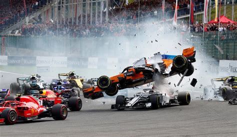 Violento accidente de Alonso en Spa | Fórmula 1 - 2018