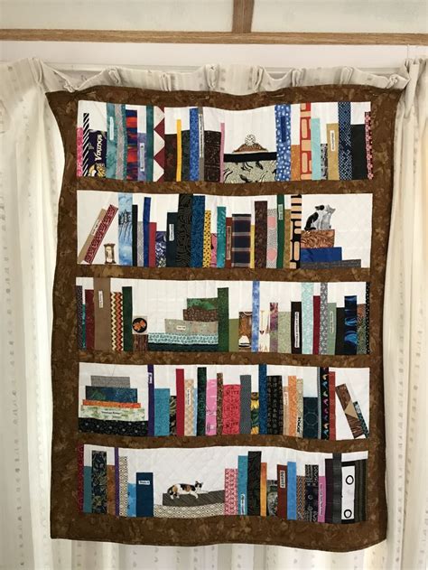 Bookshelf quilt | Quilts, Hanging quilts, Book quilt