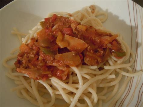 Recipes from everywhere: Spaghetti Bolognaise - original italian Sauce ...