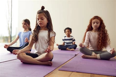 7 Benefits of Yoga For Kids - Academe Time