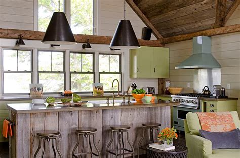 Rustic Lake House - Home Bunch Interior Design Ideas