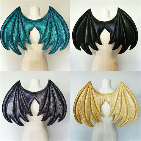 Diy Dragon Wings : These Wings Which Are Actually A Felt Shawl | 24 DIY ...