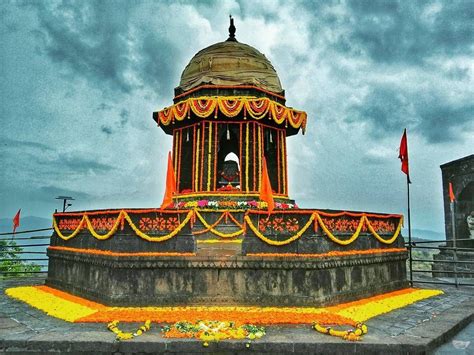 Hindu Cosmos Photo The Samadhi Of Raje Shiv Chhatrapati Fort Raigad