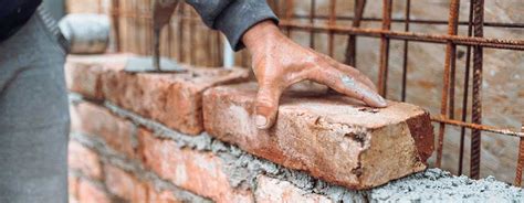 Bricklaying courses, short practical DIY courses.