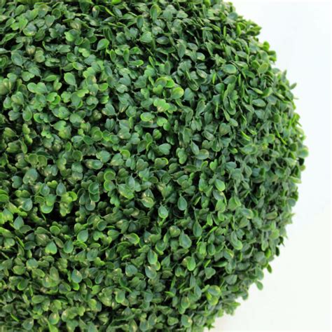 Boxwood Topiary Ball - 19" - Artificial Greenery