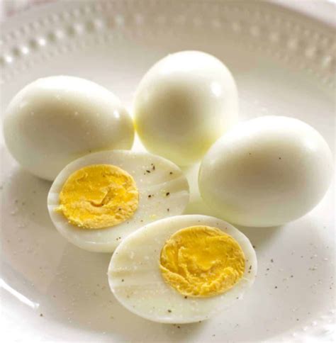 Hard Boiled Eggs - MyFitNutro