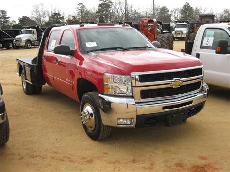 2007 CHEVROLET 3500 HD FLATBED TRUCK - J.M. Wood Auction Company, Inc.