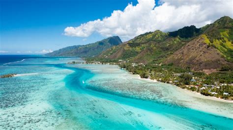 Best Beaches in Moorea - Hi From Ashley