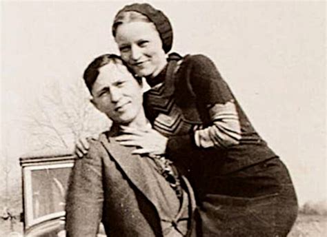 Bonnie And Clyde's Death — And The Grisly Photos From The Scene