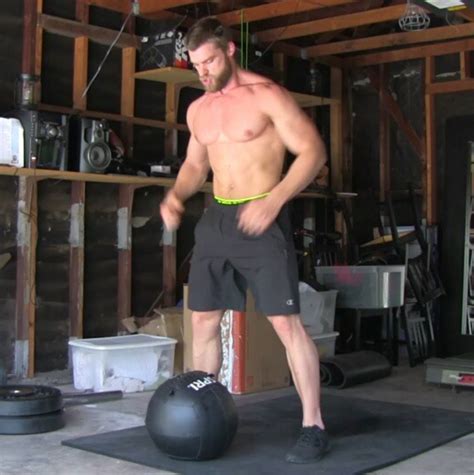 Medicine Ball Slam Alternatives | BarBend