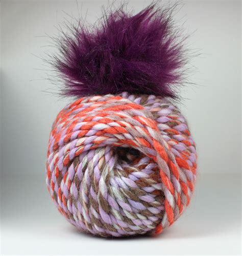 James C Brett | Noggin Hat Kit | Super Chunky Yarn