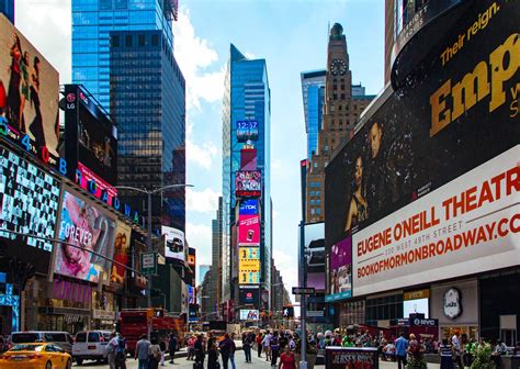 Broadway and Times Square Insider Tour – New York