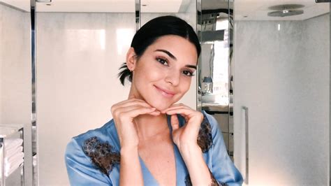 Kendall Jenner Shares Her 2-Minute Morning Beauty Routine | Vogue