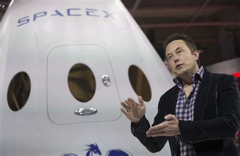 SpaceX is launching a moon mission in 2018 - Business Insider