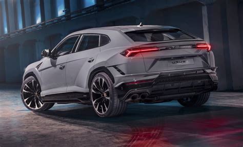 First Look: 2023 Lamborghini Urus S - The Detroit Bureau