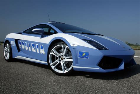 Lamborghini e Polizia: un’intesa decennale | Up Cars