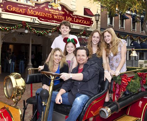 Michael J. Fox & Family At Disneyland (PHOTO) | HuffPost