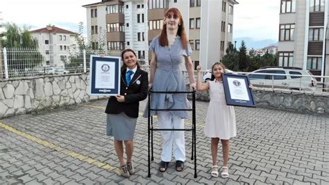 Tallest Woman in the World Reveals What Her Life is Like ...