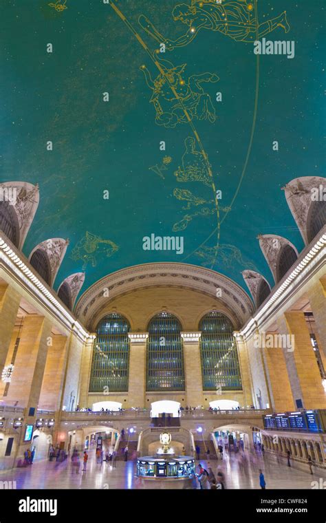 Grand central station ceiling hi-res stock photography and images - Alamy