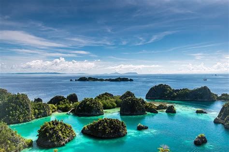 5 Pilihan Wisata Bahari di Indonesia. Nomor 5 Sangat Spektakuler