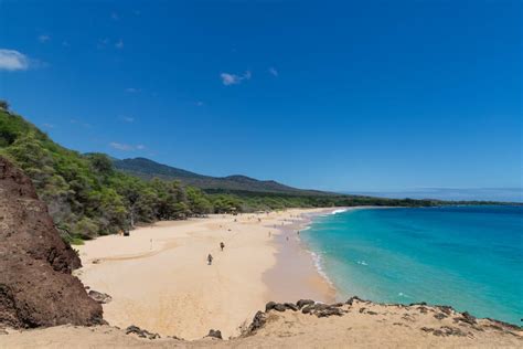 Beaches in Hawaii | Islands and Coastal Cities - La Vida Nomad