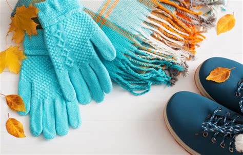 The 7 Best Winter Driving Gloves for Braving the Cold in Style ...