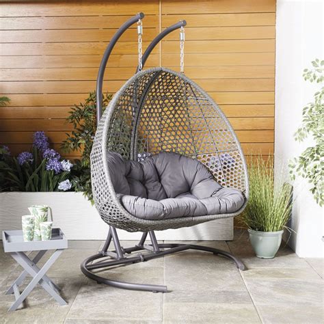 Outdoor Double Egg Hanging Chair at Myrtle Dwyer blog