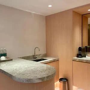 The Kimberley Hotel Hong Kong Resort: Best Prices & Reviews | About ...