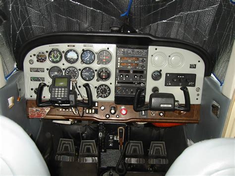 Cessna 172 Instrument Panel Diagram - Hanenhuusholli