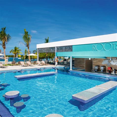 RIU.com | Ofertas | Reserva tu hotel en los mejores destinos