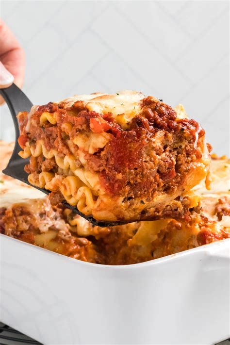 Lasagna Bolognese - The Suburban Soapbox