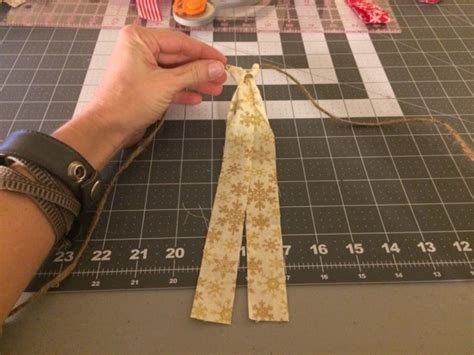 Upside Of Chaos: Easy DIY Fabric Banner