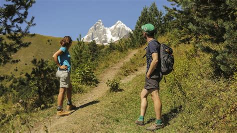 risks of hiking in the mountains