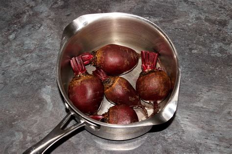 How to Pickle Beetroot (Gran's Tried and Tested Recipe!) | Kitchen Mason