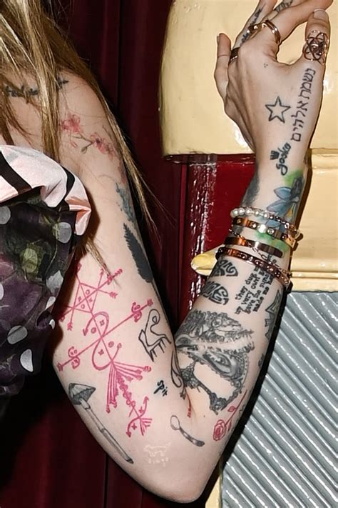 Re: Paris Jackson Hides All 80+ Tattoos on the 202... - Page 2 - Blogs ...