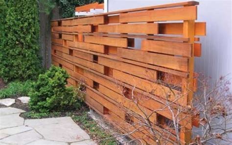 19 Wooden Fence Ideas To Match Your Modern Style