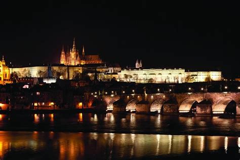 Prague 2-hour Night Dinner Cruise On Vltava River: Triphobo