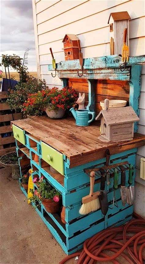 Diy Pallet Potting Table Easy Pallet Ideas