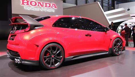 Honda Civic Hatchback: 2017 Model Unveiled In Geneva