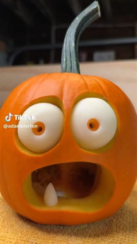 Scary pumpkin carving ideas DIY for Halloween [Video] | Pompoen