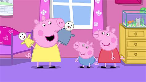 Watch Peppa Pig Season 1 Episode 8: Peppa Pig - Chloes Puppet Show ...