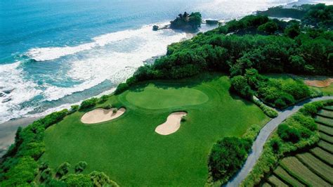 Bali Beach Golf Course, Sanur, Bali - Golf course information and reviews.